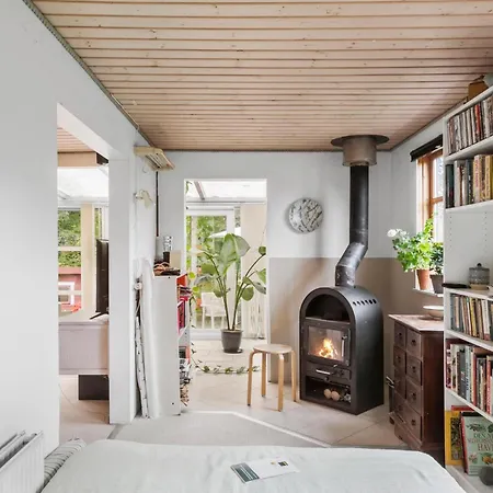 Cozy In With Wifi
